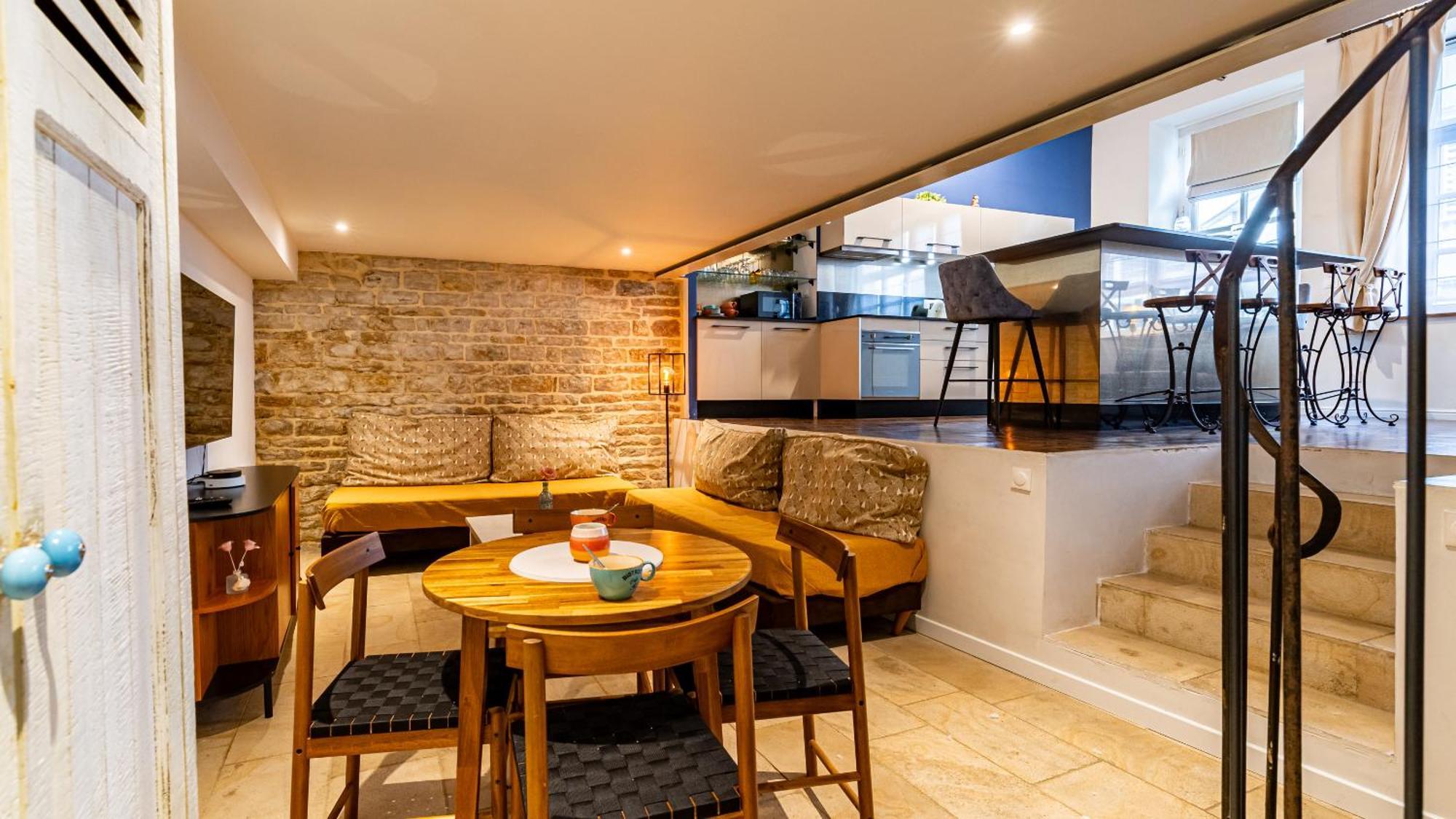 Le Chouette Loft Apartment Дижон Екстериор снимка